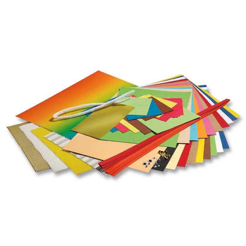 Folia papír készlet hobby bőrönd 110 db éves